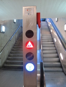Two way escalator